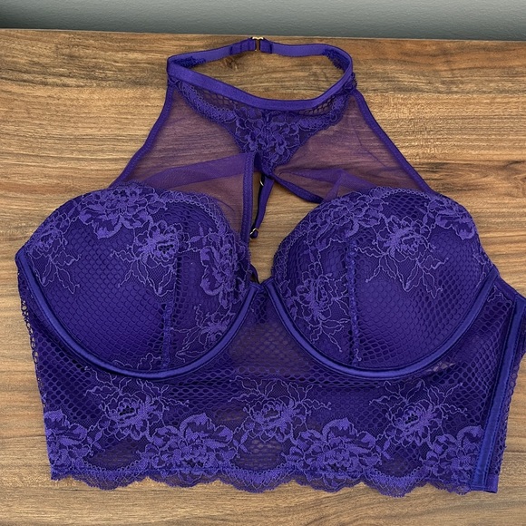 Victoria’s Secret very sexy corset top - Picture 2 of 7